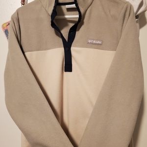 Columbia sweater
